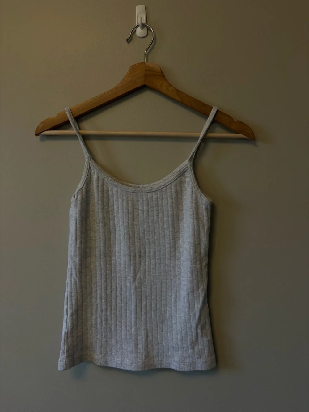 Brandy Melville Tank Top - Picture 2 of 3